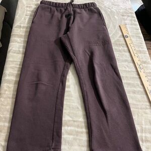 Fear of God Essentials RELAXED Sweatpants Brownish color Size XS